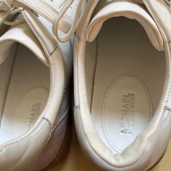 Michael Kors Scotty Leather Sneaker - Picture 3 of 3